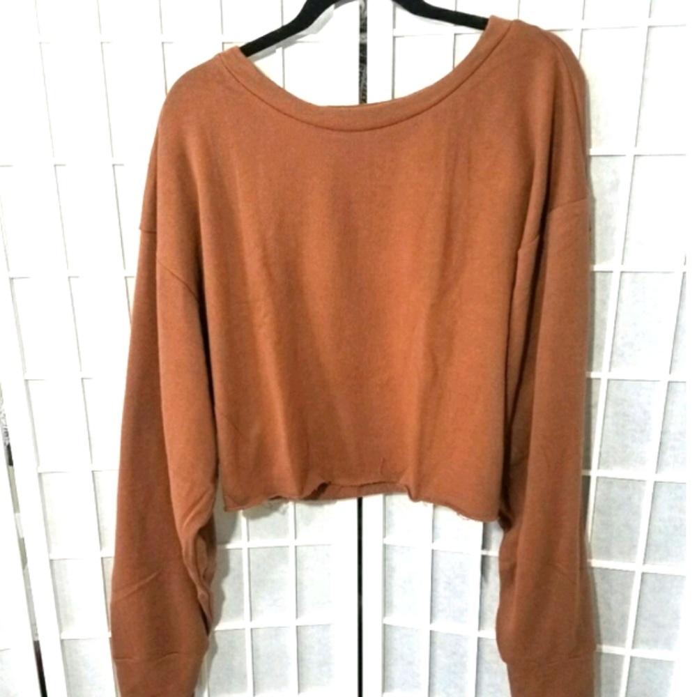 Last one!!!♨TOP RATED ♨French Terry Crop Top - Picture 4 of 4